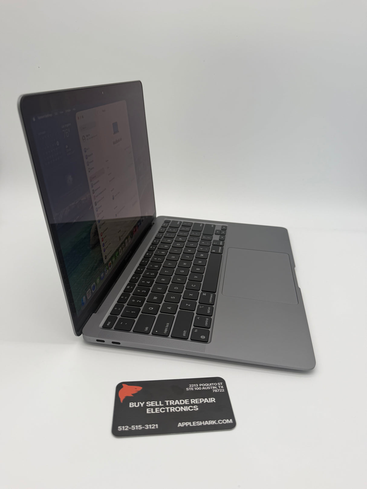 Apple 13” MacBook Air M1 Chip 16GB Ram 256SSD