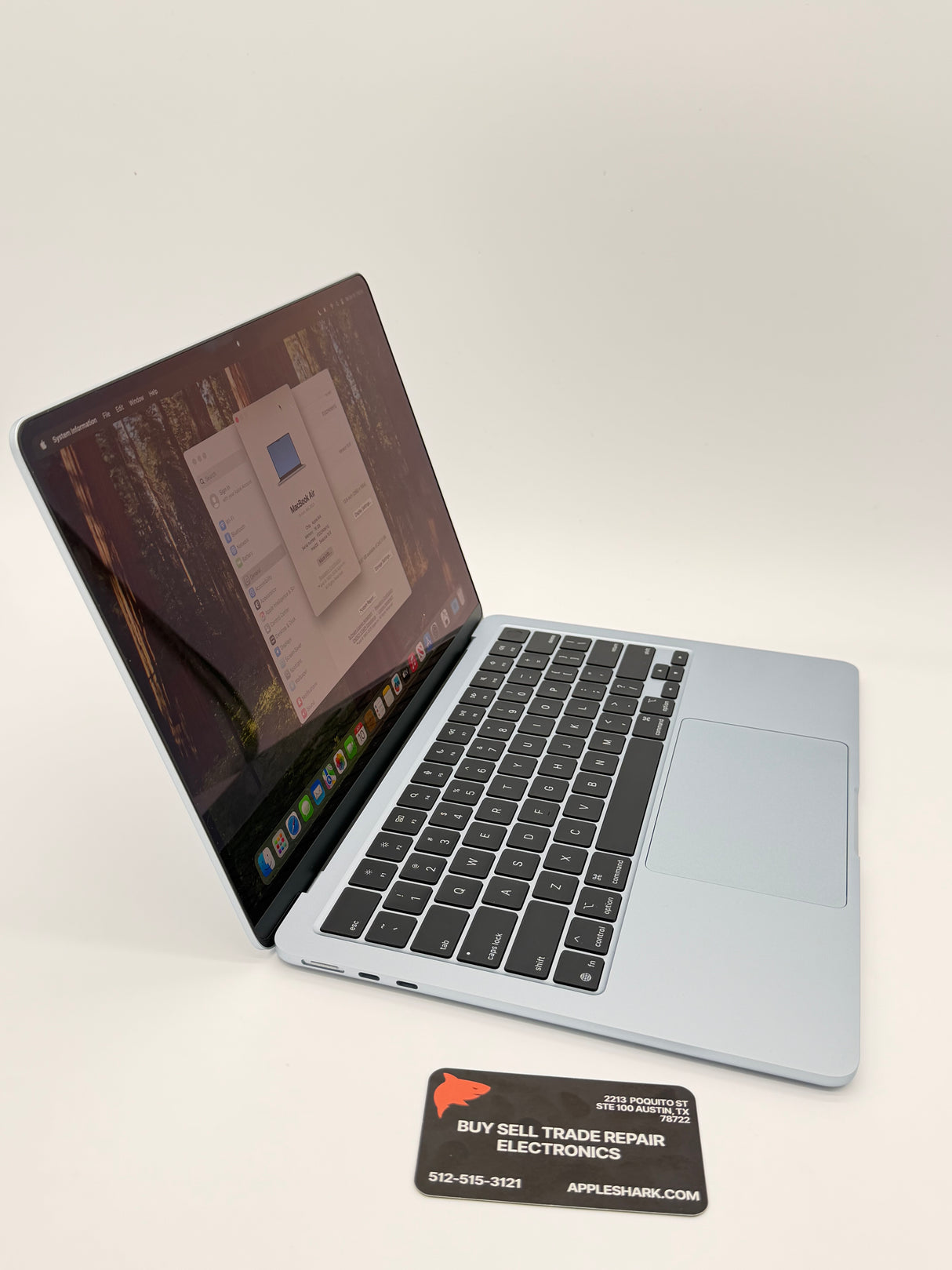 Apple 13” MacBook Air M4 Chip 16GB Ram 256SSD