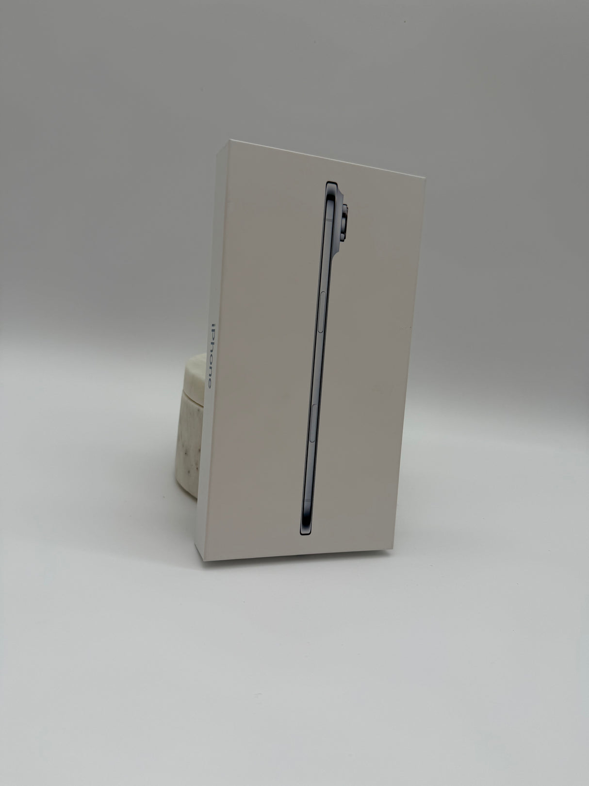 Apple iPhone Air 256GB Unlocked to any carrier! New sealed in box!