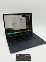 Apple 13” MacBook Air M3 Chip 16GB 256SSD