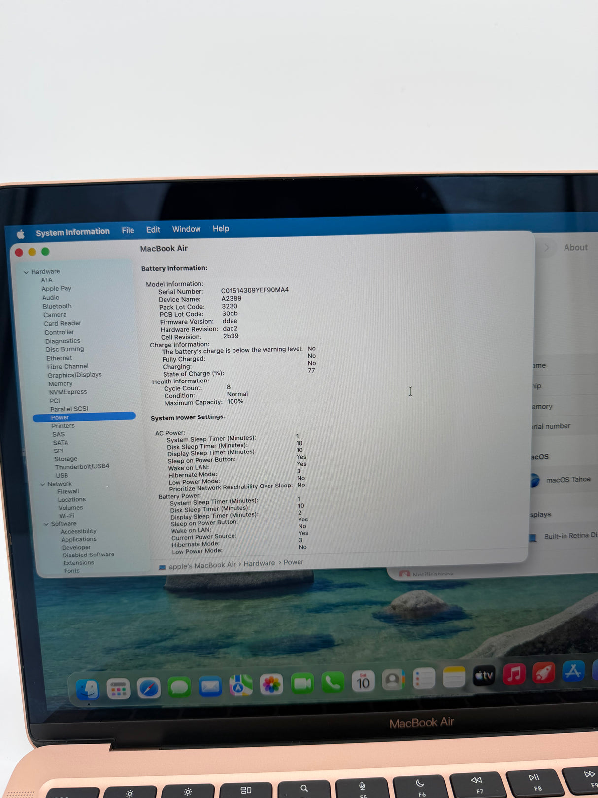 Apple 13” MacBook Air M1 8GB Ram 256SSD