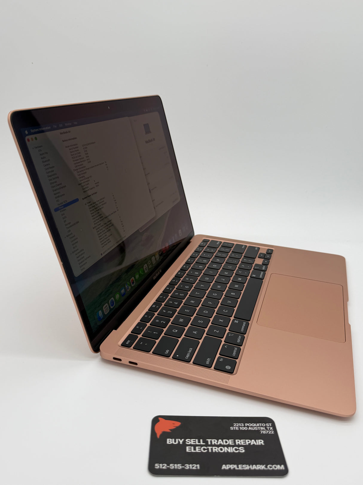 Apple 13” MacBook Air M1 8GB Ram 256SSD